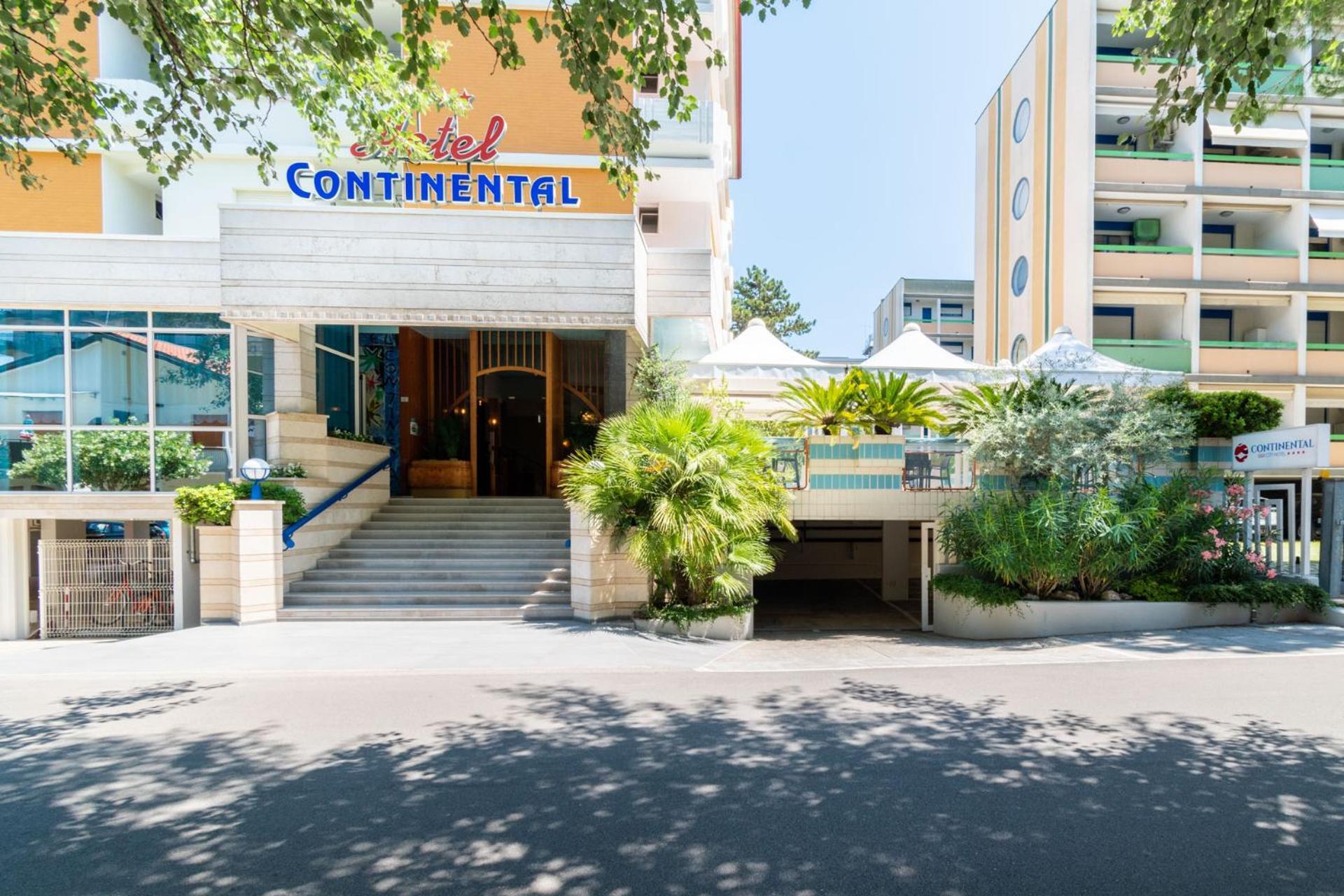 Continental B&B City Hotel Bibione Exteriör bild